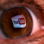 Экс-сотрудница YouTube обвинила компанию в причинении психических травм
