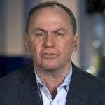 Руководитель Intel Corp. покидает свой пост