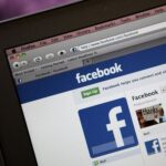 Крупные американские компании начали отказываться от кнопки Facebook