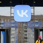 VK не собирается увольнять покинувших РФ сотрудников